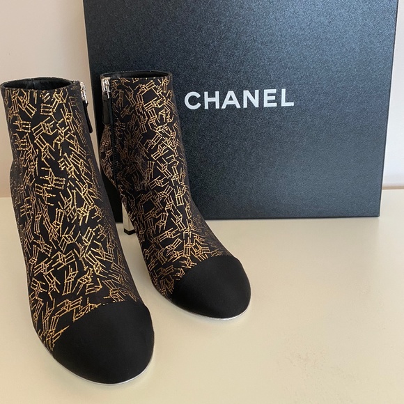 🌟HOST PICK🌟CHANEL Ankle Boot NWT - Picture 1 of 11